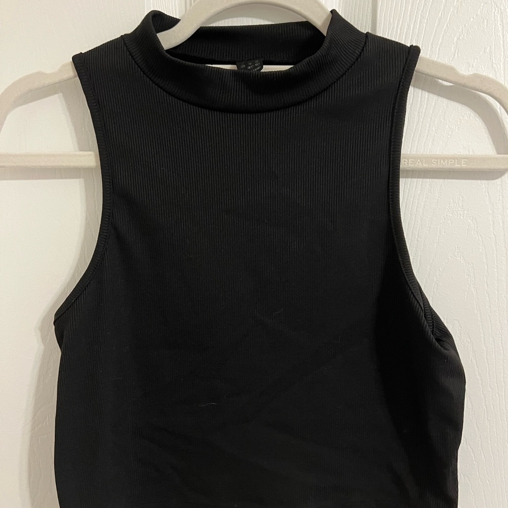 Black Sleeveless Top